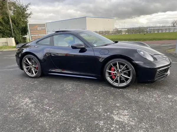 Porsche 992 carrera s (4) nettoyage externe