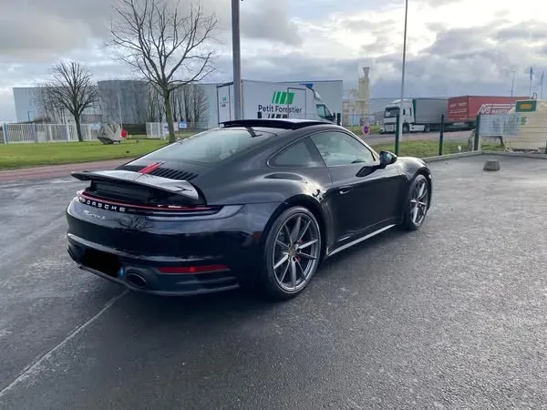 Porsche 992 carrera s (5) nettoyage externe