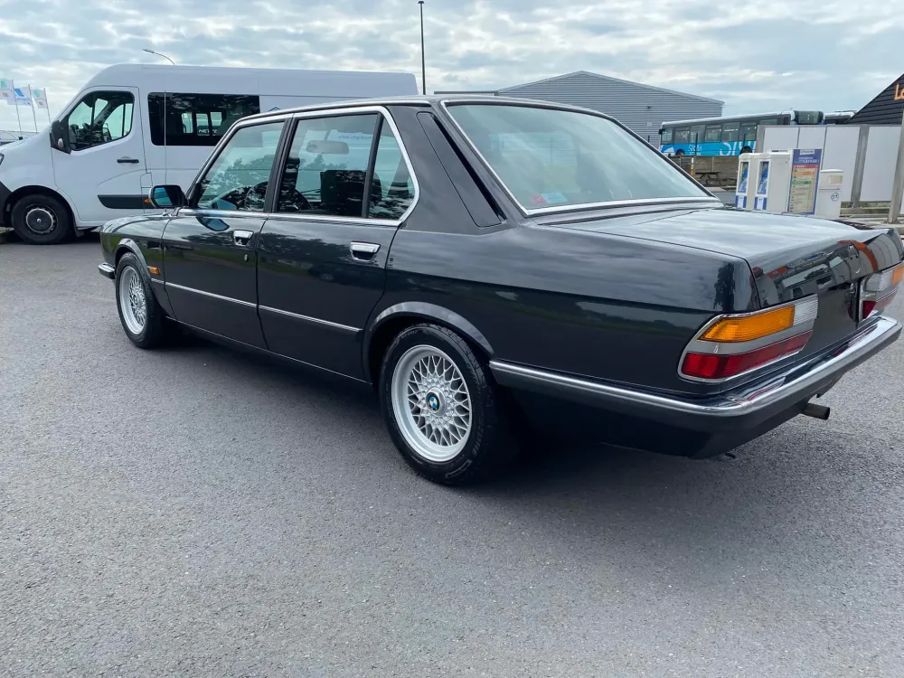 lustrage  bmw 518 i (1)